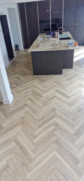 Amtico Form Foreshore oak 4.5x18 parquet effect Gallery Main Photo